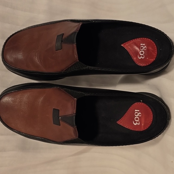 Two toned 1803 leather mules Size 8 - Picture 2 of 3
